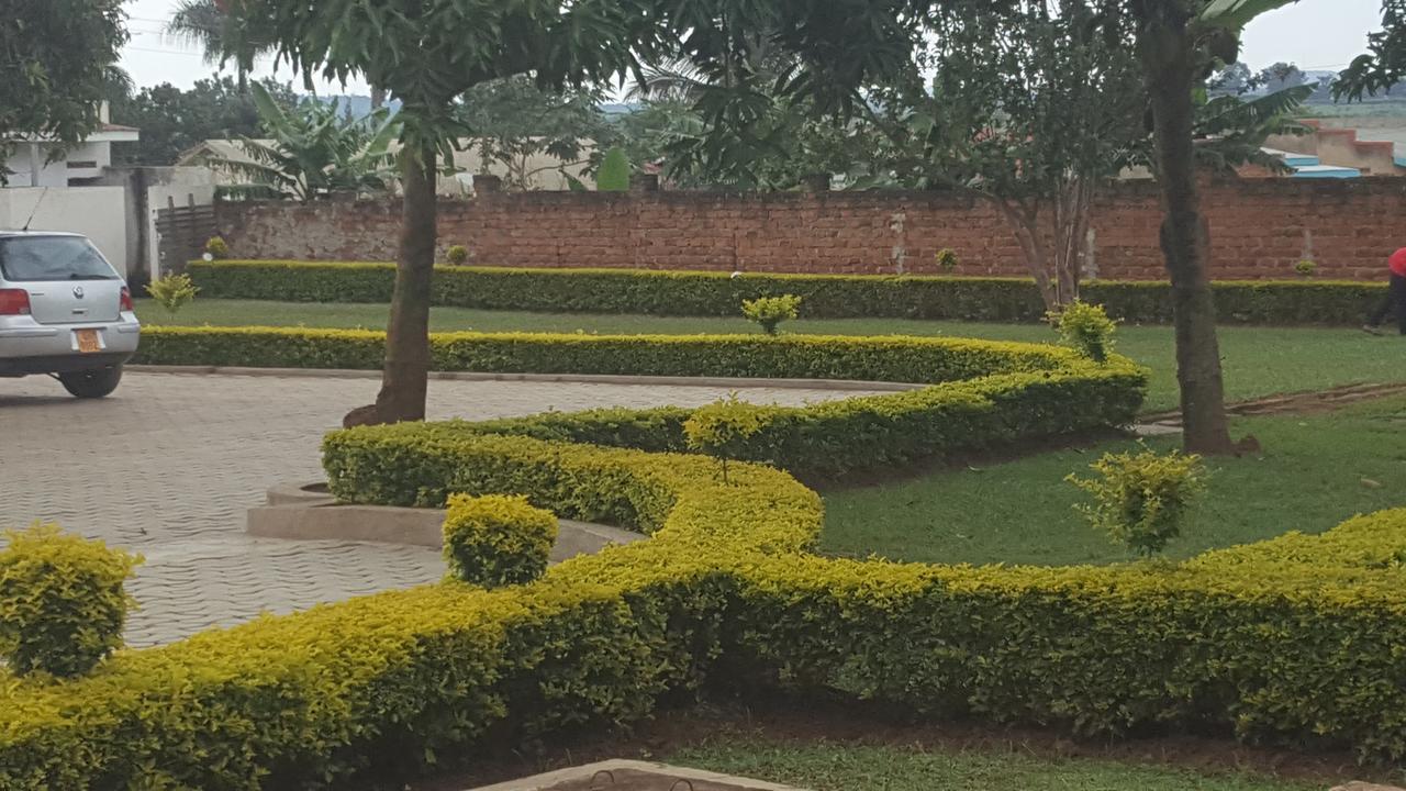 Lucia Villas Mbale Luaran gambar