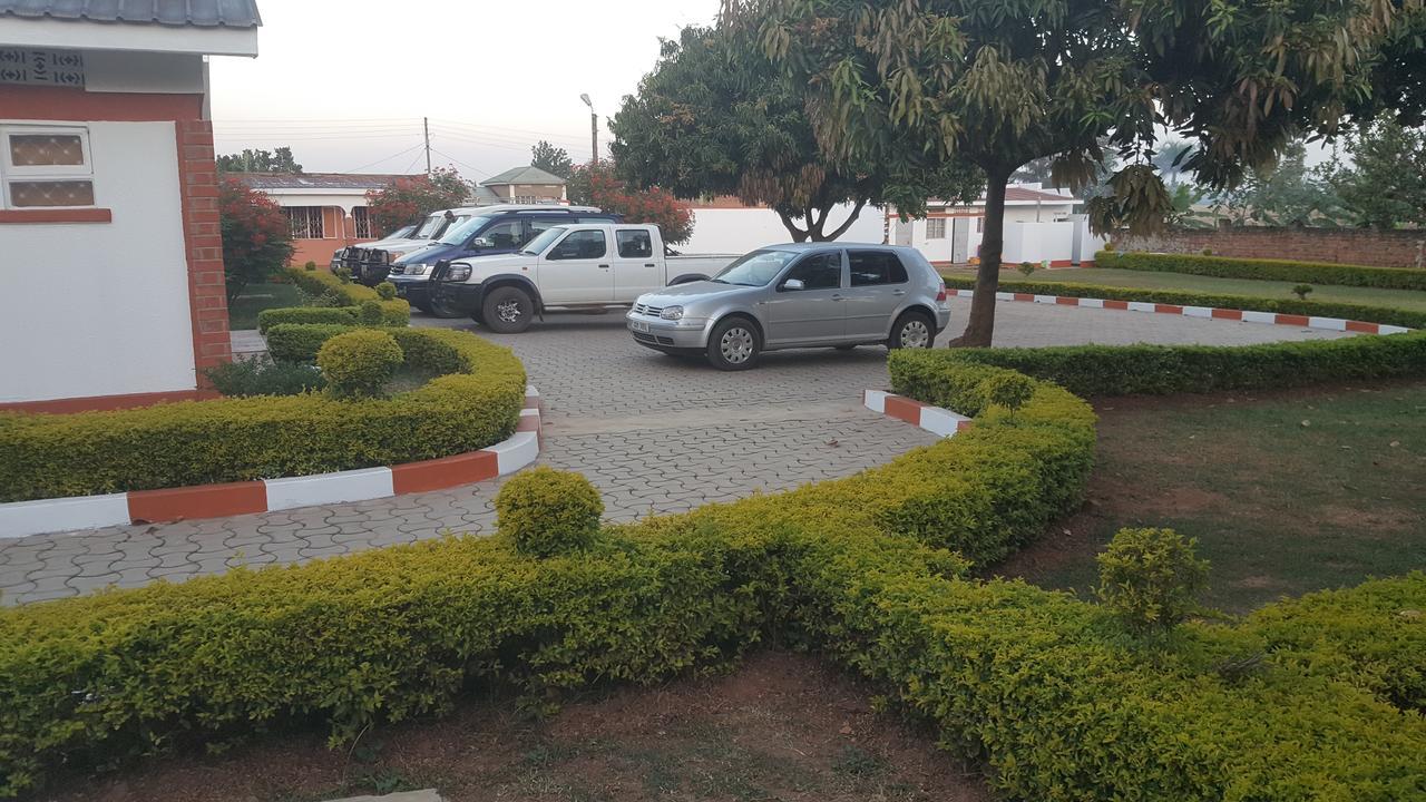 Lucia Villas Mbale Luaran gambar